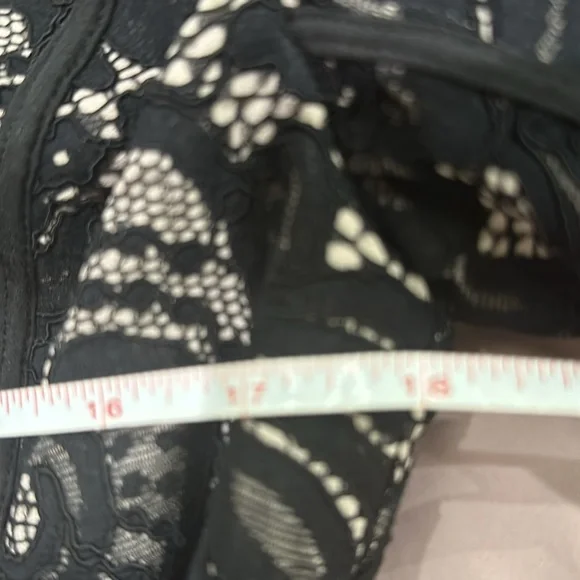 Trina Turk gorgeous  embroidery coat new with tags.  Can be worn as a dress. - Picture 7 of 10